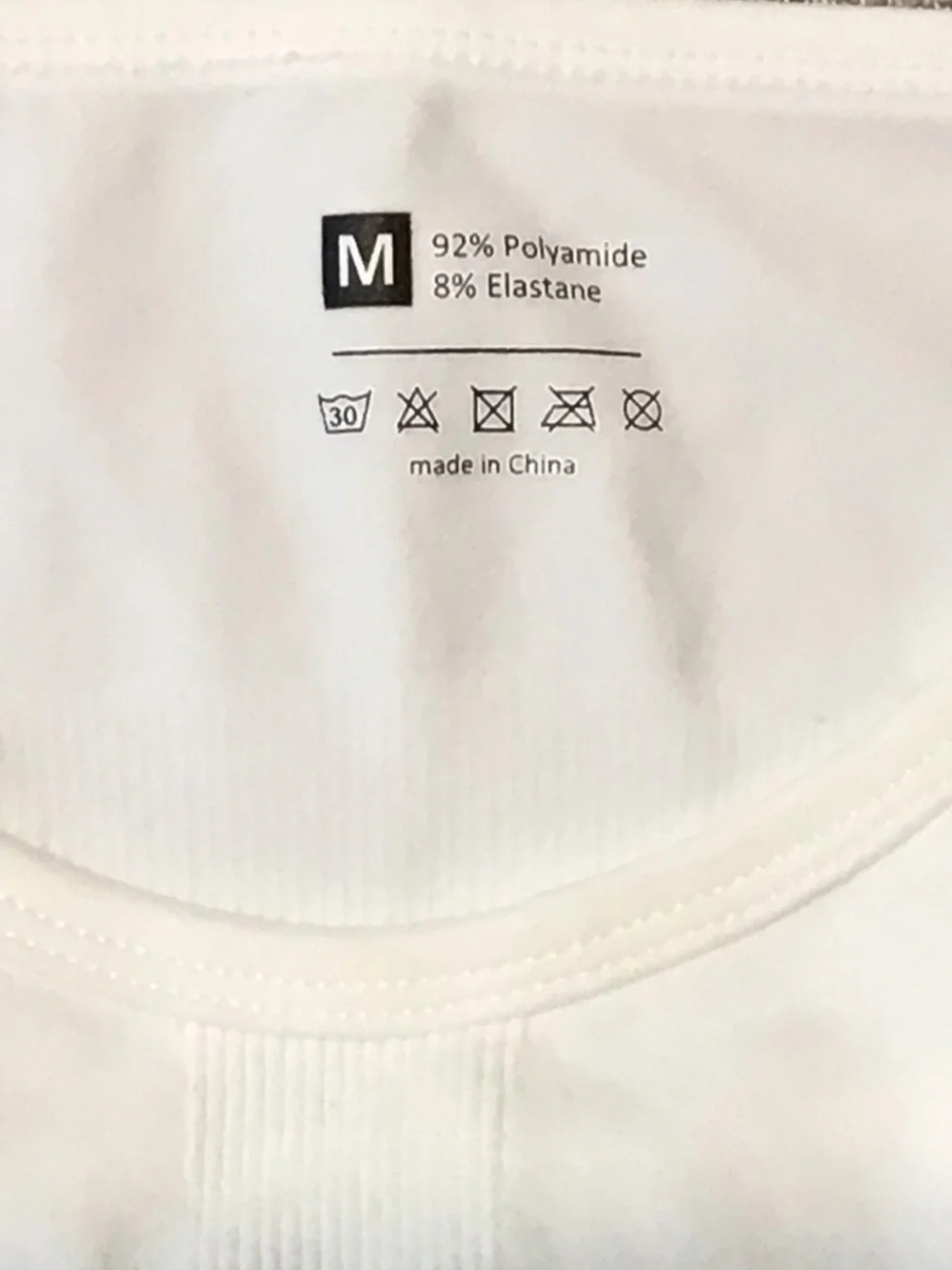 Classic White Ribbed Cropped Camisole with Adjustable Straps - Picture 3 of 3